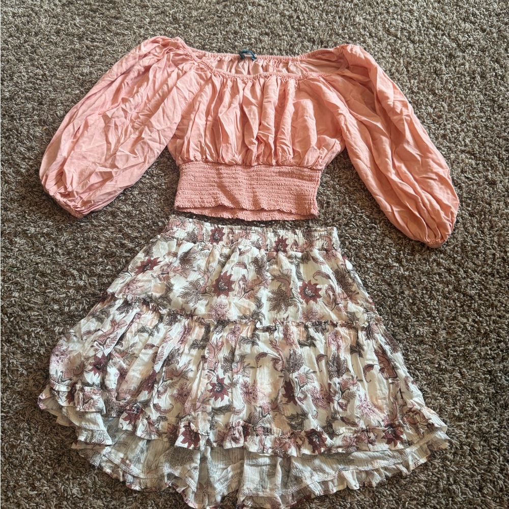 White and Gray Mini Skater Skirt with Ruffled Tiers
